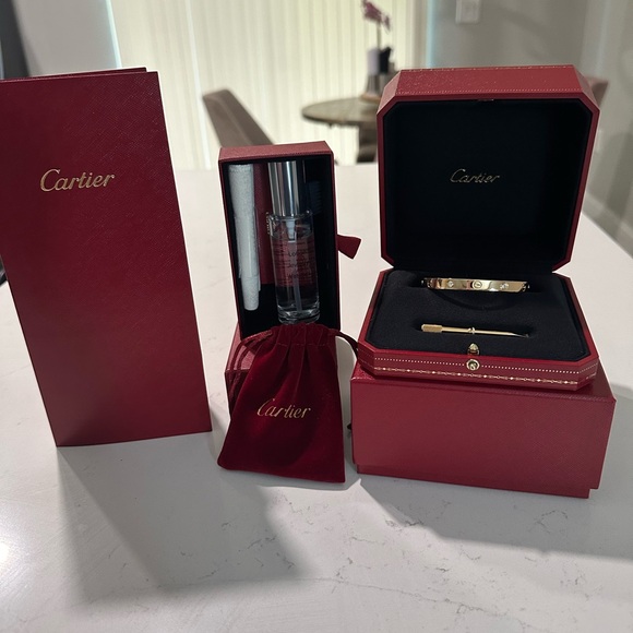 Cartier love bracelet, 18k gold with diamonds. Size 17 - Picture 1 of 6
